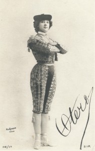 Otero probably wearing Symmetricals.